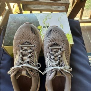 Ladies GTS-19 Brooks.   Worn but great condition